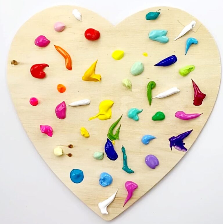 The Best Acrylic Paint for Arts and Crafts